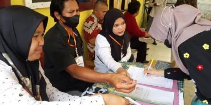 Ratusan Peserta Ikuti Tes Tulis Calon Anggota PPK di Parimo