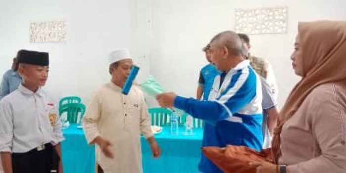 Bupati Bantu Alat Olahraga Ponpes Tahfidz Al-Qur’an