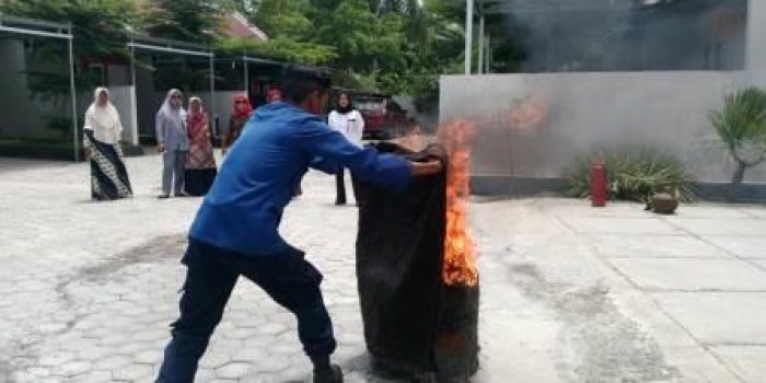 Satpol PP dan Damkar Sulteng Gelar Penyuluhan Pencegahan Kebakaran
