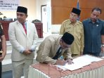 DPRD Umumkan Akhir Masa Jabatan Bupati dan Wakil Bupati Parimo Periode 2018-2023