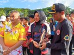 Asdep Olahraga Masyarakat Kemenpora Resmi Menutup Kejuaraan Tarkam di Parimo