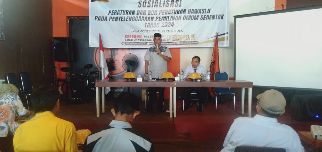 Bawaslu Parimo Gelar Sosialisasi Peraturan dan non Peraturan Bawaslu Pada Penyelenggaraan Pemilu Serentak 2024