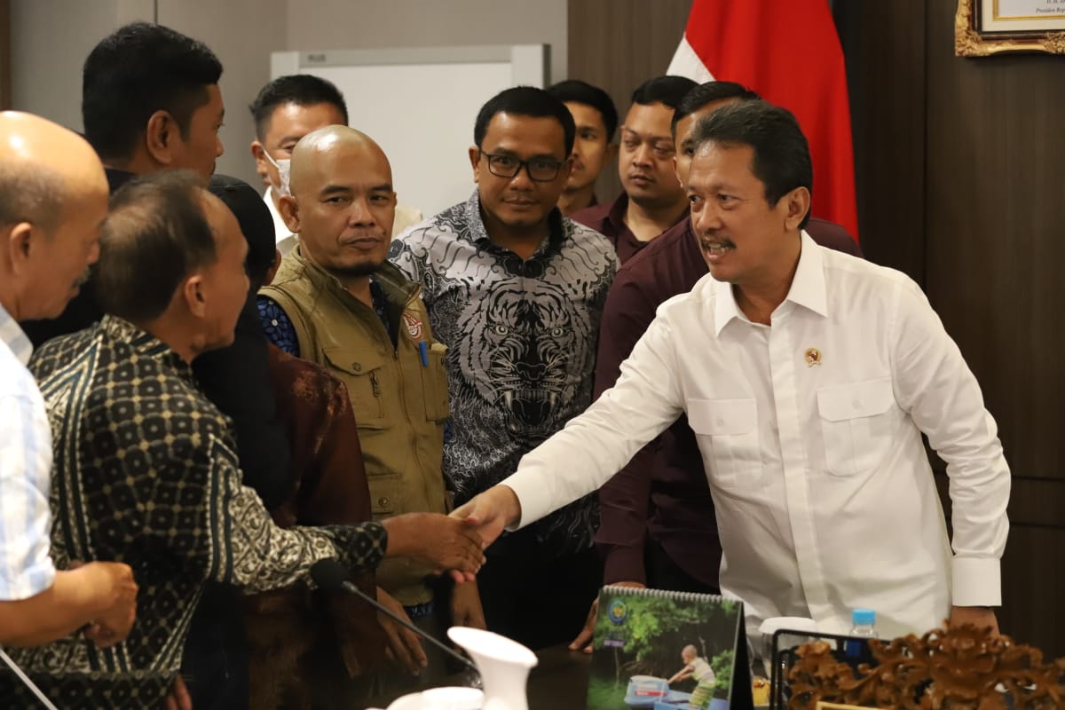 Jelang Pelaksanaan PIT Menteri Trenggono Temui Nelayan dan Pelaku Usaha Perikanan