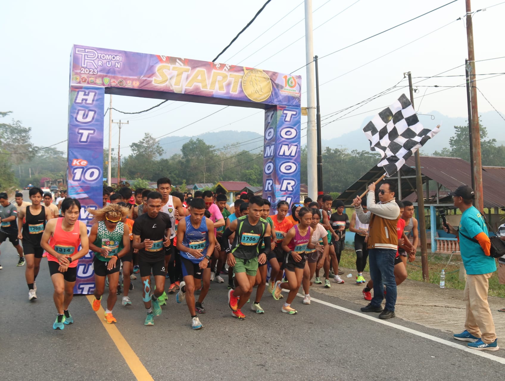 Meriahkan HUT Kabupaten Morut, 500 Pelari Ikuti Tomori Run Marathon 2023