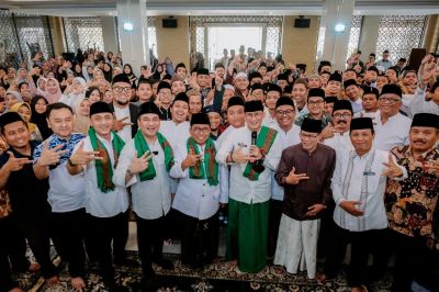 Menparekraf Minta Santri Ponpes Fadhlul Fadhlan Semarang Implementasikan Strategi Green Ocean