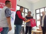 Penyandang Disabilitas dan Korban Narkoba di Parimo dapat Bansos dari Kementerian Sosial