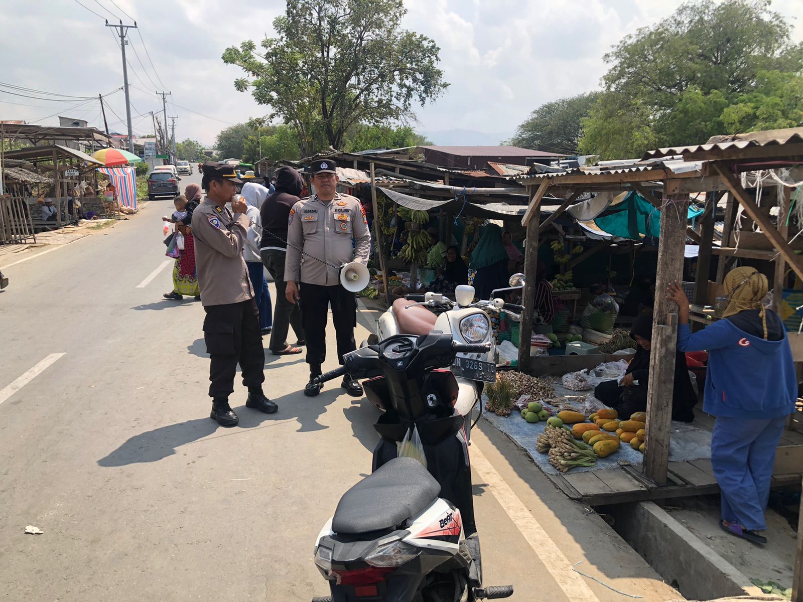 Satgas OMB Tinombala Polda Sulteng Mengimbau Masyarakat Jaga Keamana dan Ketertiban