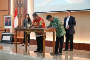 Gubernur Sulteng Serahkan Laporan LHP Belanja Daerah ke BPK