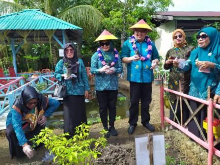 Pj Bupati Ikuti Penanaman Pertama Gerakan 3T