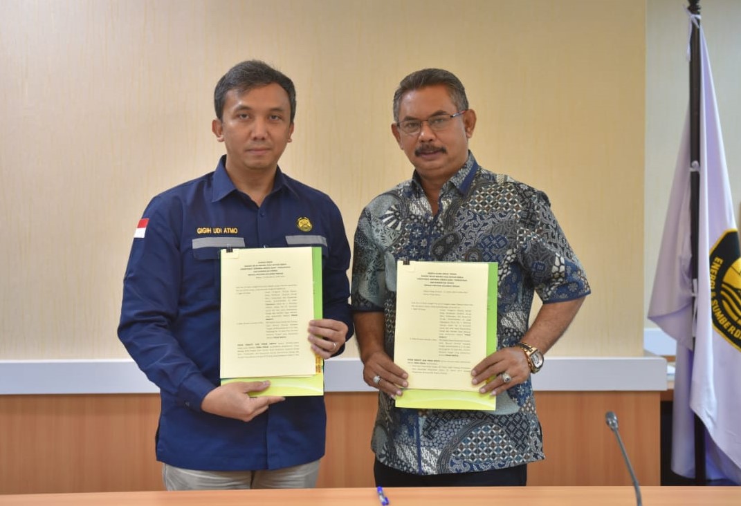 Kementerian ESDM Hibahkan 2 Unit PLTS Atap ke Pemprov Sulteng