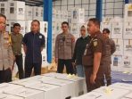 Kapolres Bersama Kajari Tinjau Gudang Logistik KPU