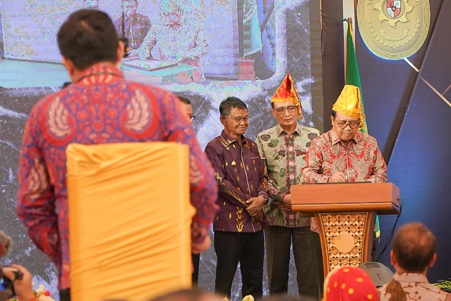 Gubernur Hadiri Peresmian Gedung Pengadilan Tinggi Sulteng