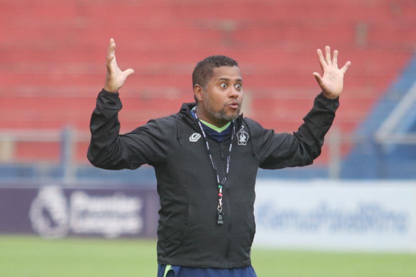 Persita Bawa Skuad Terbaik ke Markas PSM Makassar
