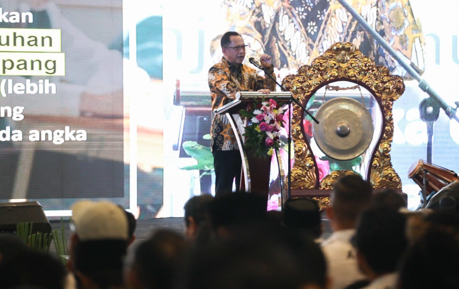 Mendagri soal Resesi Ekonomi: Pembangunan Desa dan Kota Harus Merata