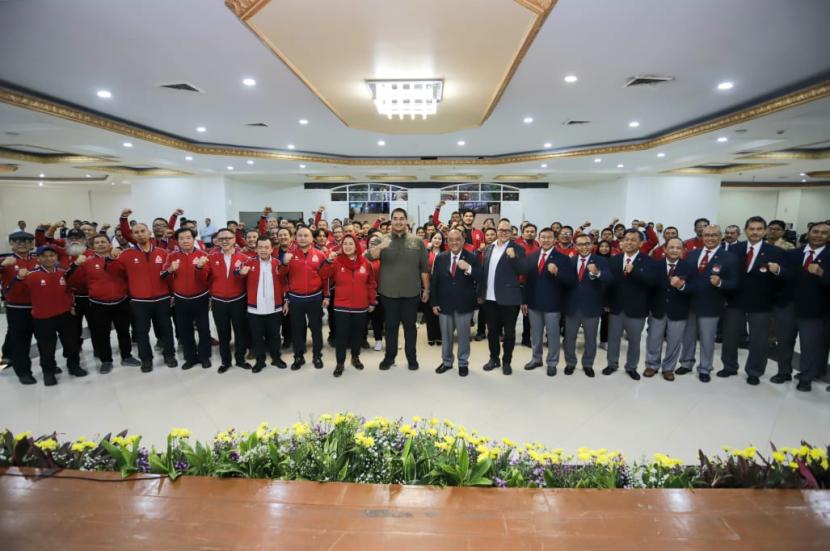 Menpora Berkomitmen Dukung FPTI Regenerasi Atlet Panjat Tebing