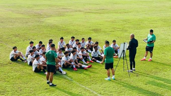 Bahas Hal Ini, Nova 'Berguru' kepada Shin Tae-Yong