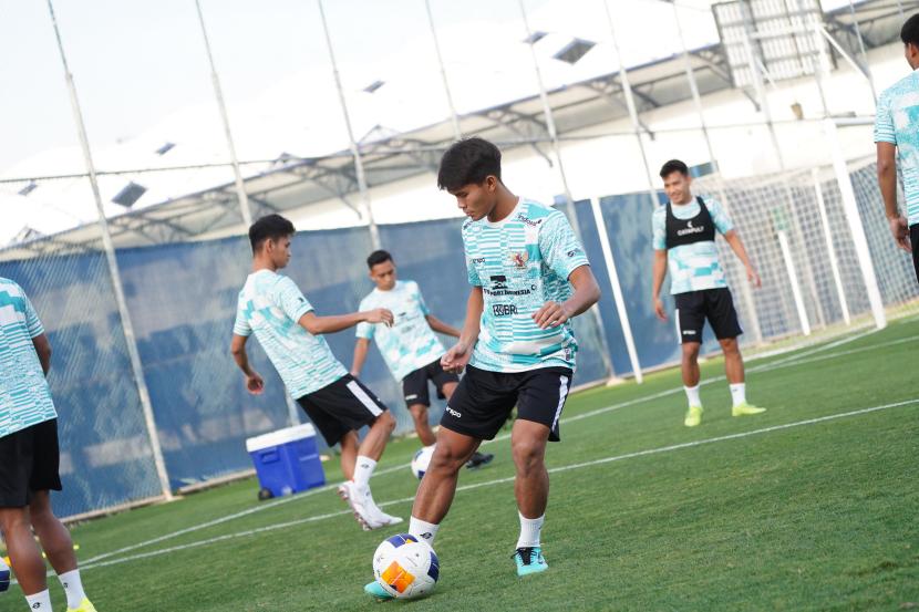 Timnas Indonesia U-23 Latihan Perdana di Dubai, Cuaca dan Kondisi Para Pemain Baik