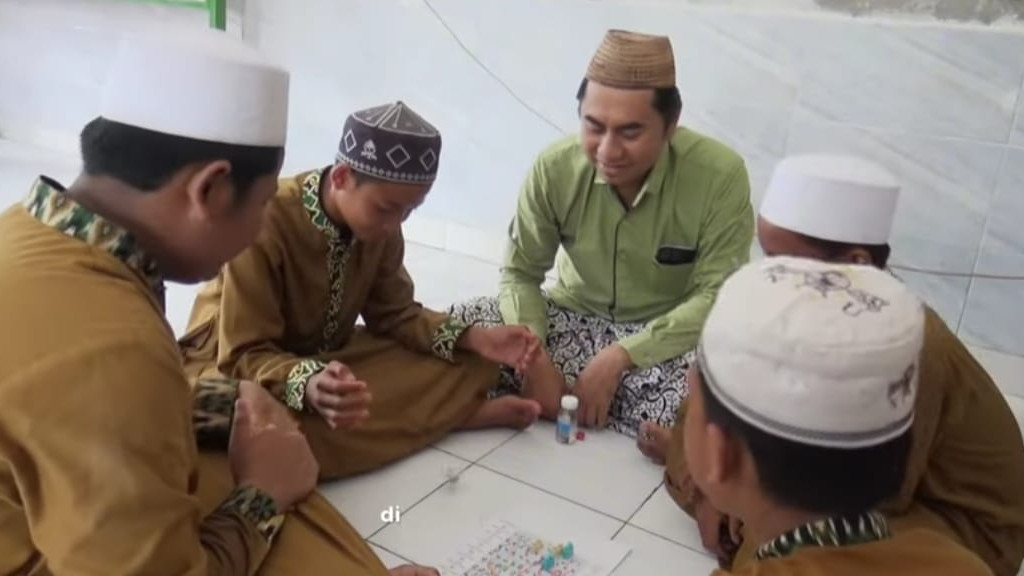 Penyuluh Agama Islam di Mempawah Pakai Metode Ular Tangga untuk Pembelajaran Al-Qur'an