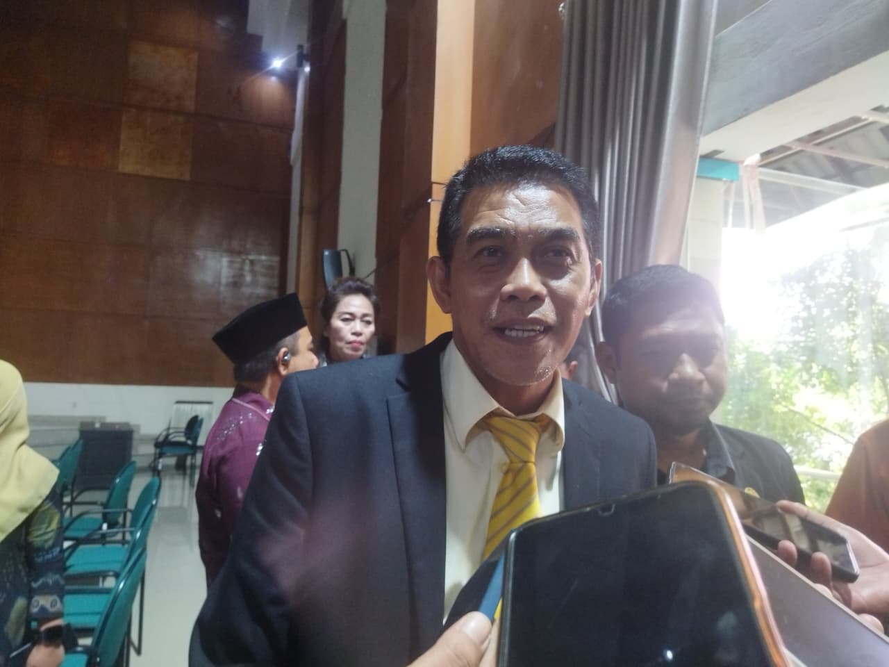 Bupati Minta DPRD Parimo Bentuk Pansus Telusuri Polemik 53 Titik WPR