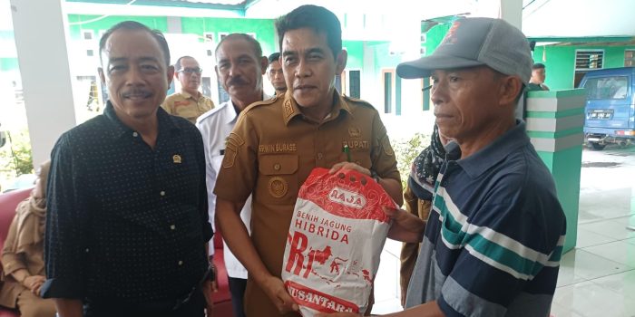 Bupati : Bantuan Benih Jagung adalah Investasi Jangka Panjang Pertanian Parimo