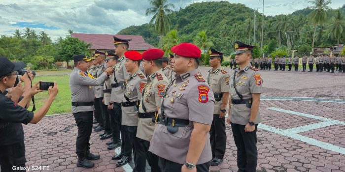 Rotasi Pejabat Polres Parimo, Kapolres Tekankan Pelayanan Humanis dan Profesional