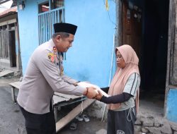 Kapolres Parimo Salurkan Beras ke Warga dan Cek Pos Pelayanan Jelang Idul Fitri
