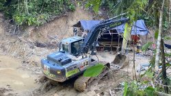 Polres Parimo Sikat Tambang Emas Ilegal di Kasimbar, Excavator Disita