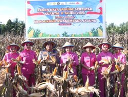 Kapolres Parimo Hadiri Panen Raya Jagung Serentak