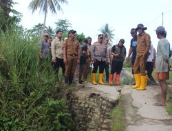 Bupati Parimo Instruksikan Penanganan Cepat Jangka Panjang Pascabanjir dan Gempa