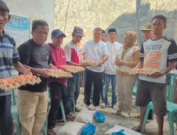 Sebanyak 367 KK Terdampak Banjir di Parimo Terima Bantuan Sembako