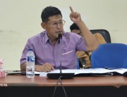 Kepala Dispusaka Jelaskan Dinamika Proyek Perpustakaan dalam Rapat Pansus